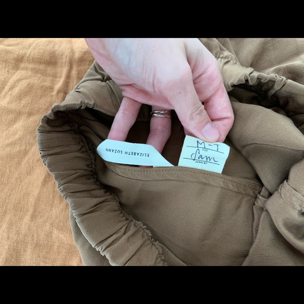 Elizabeth Suzann Silk Andy Pants in Moss MT